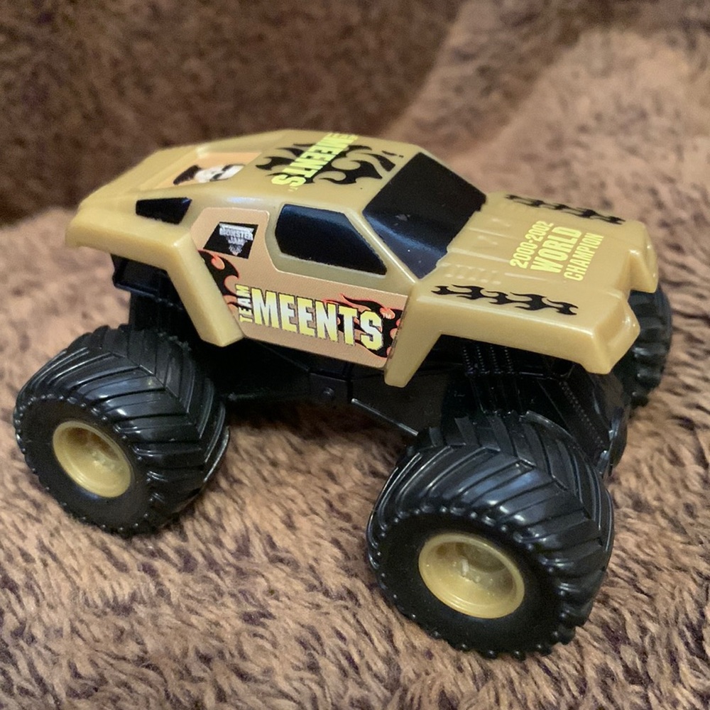 Team Meents Motor Sports 2002 SFX Monster Jam Truck 2000-2002 World Champion